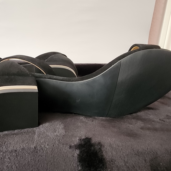 Talbots Elegant Black Sandals for Women - Picture 5 of 8